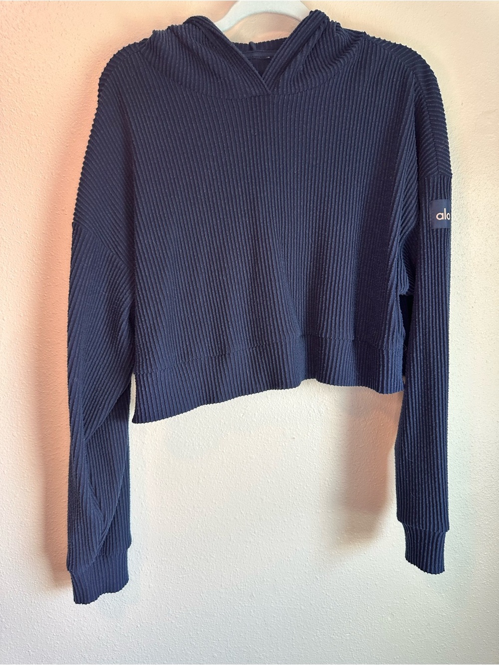 Alo Yoga Muse Hoodie Navy Blue Ribbed Cropped Sweatshirt Pullover